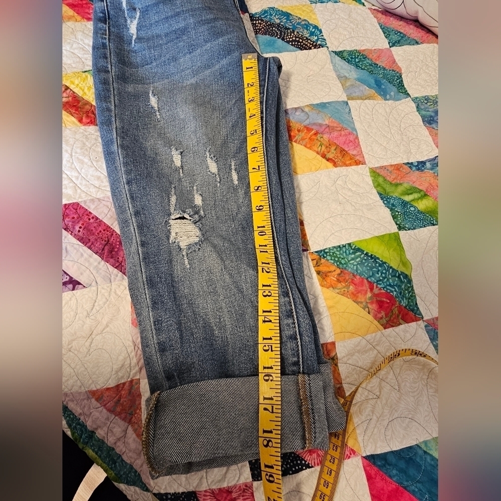 Judy Blue Relaxed Fit Cropped Jean Women's Size 27 or 5 - Picture 8 of 8